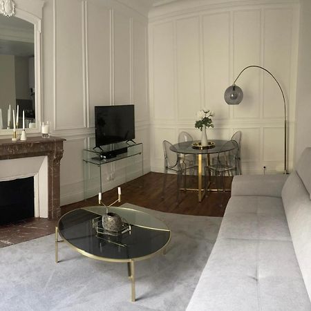 Splendide appartement, chic, elegant et calme. Paris Extérieur photo